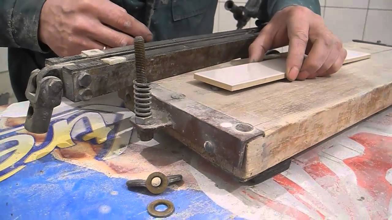 Как сделать плиткорез из болгарки своими руками