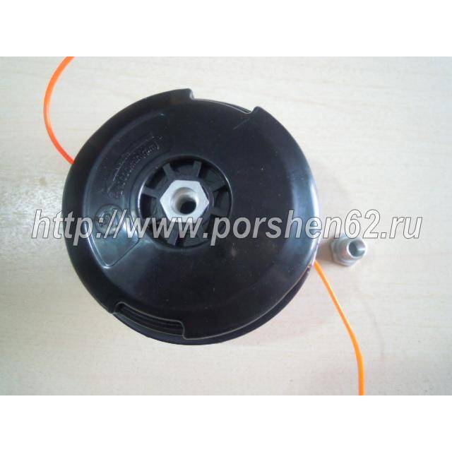 Как заправить леску в катушку триммера? видеоинструкция