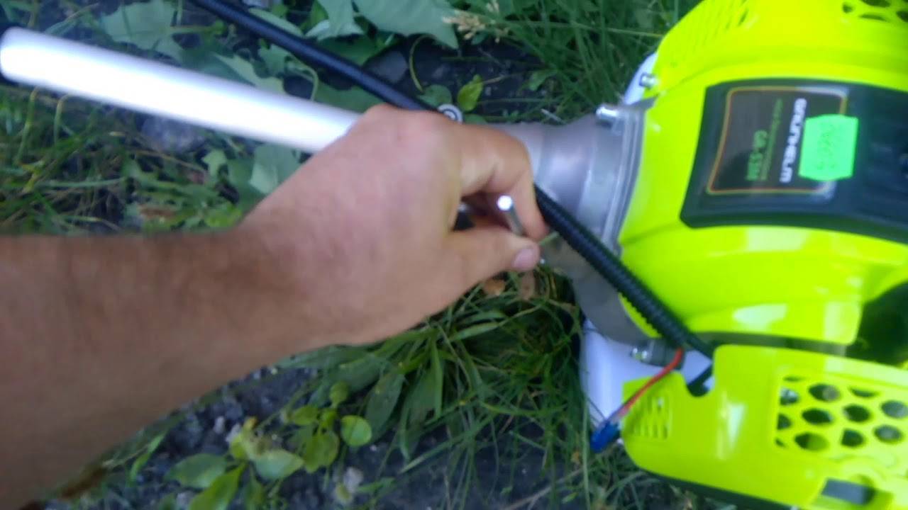 Как пользоваться триммером: для травы, как одеть, правильно, принцип работы, как использовать, бензотриммером, бензин, видео