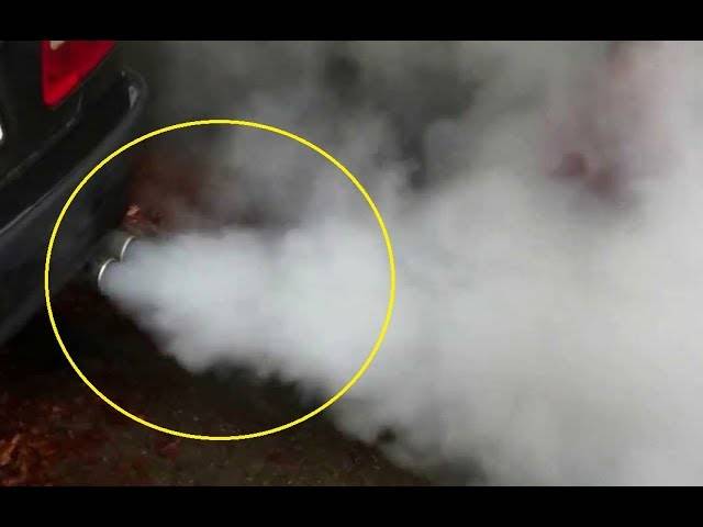 Дизель сильно дымит. Дым из выхлопной трубы бензинового двигателя. Косилка дымит белым дымом. Сизый дым. Белый дым из выхлопной трубы бензинового двигателя причины.