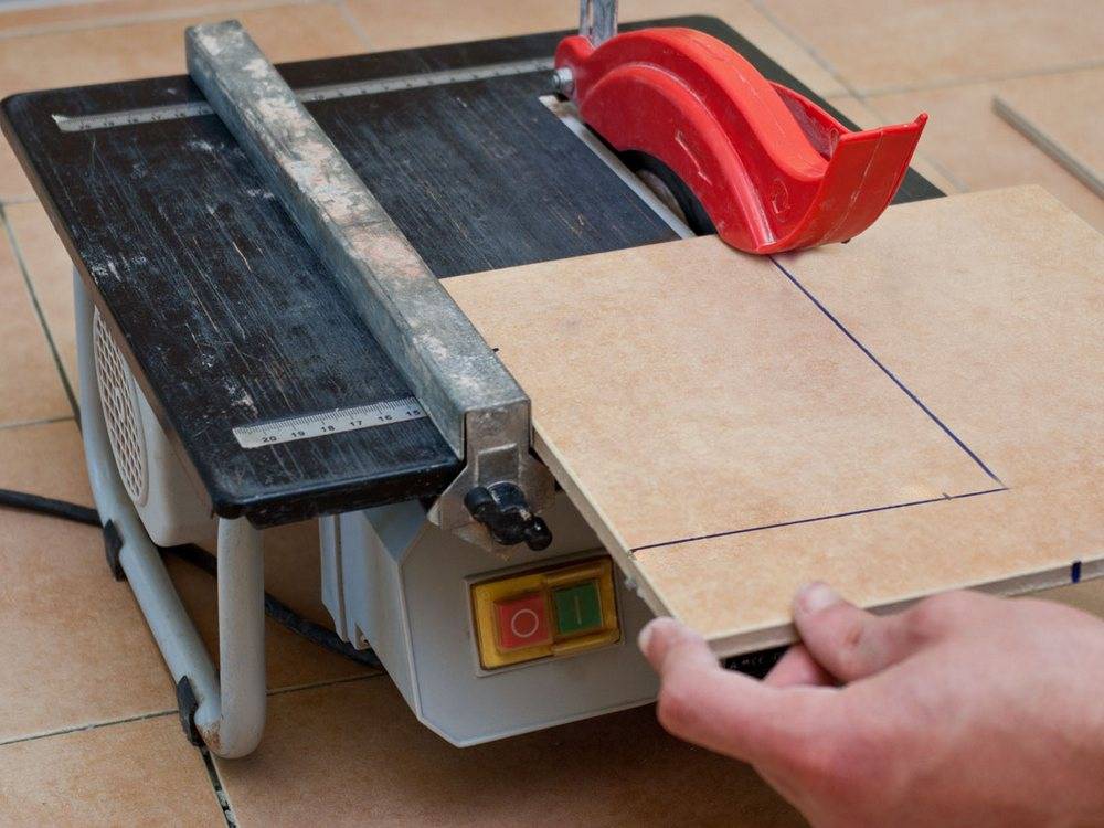 Электрический плиткорез — как выбрать лучший инструмент для работы