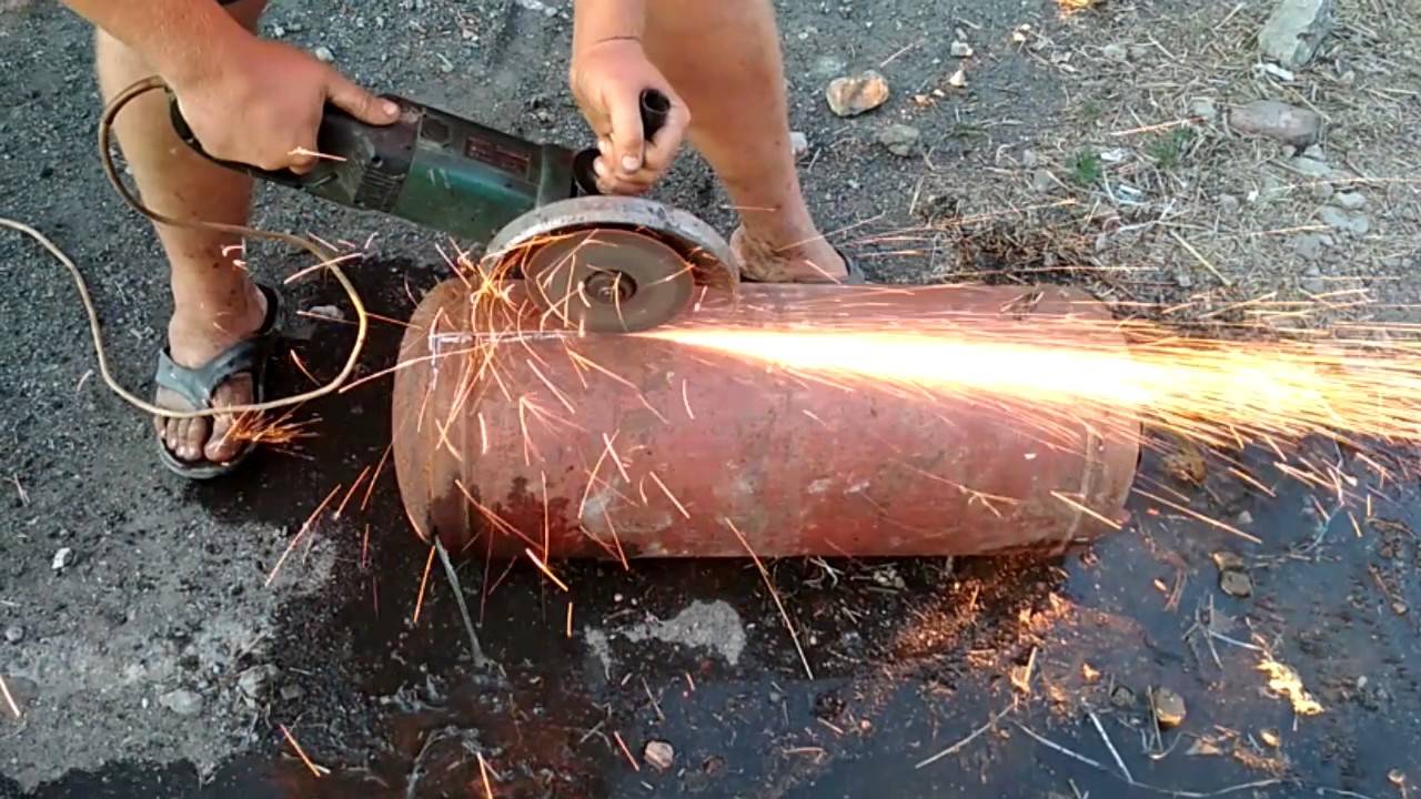 Как разрезать газовый баллон болгаркой