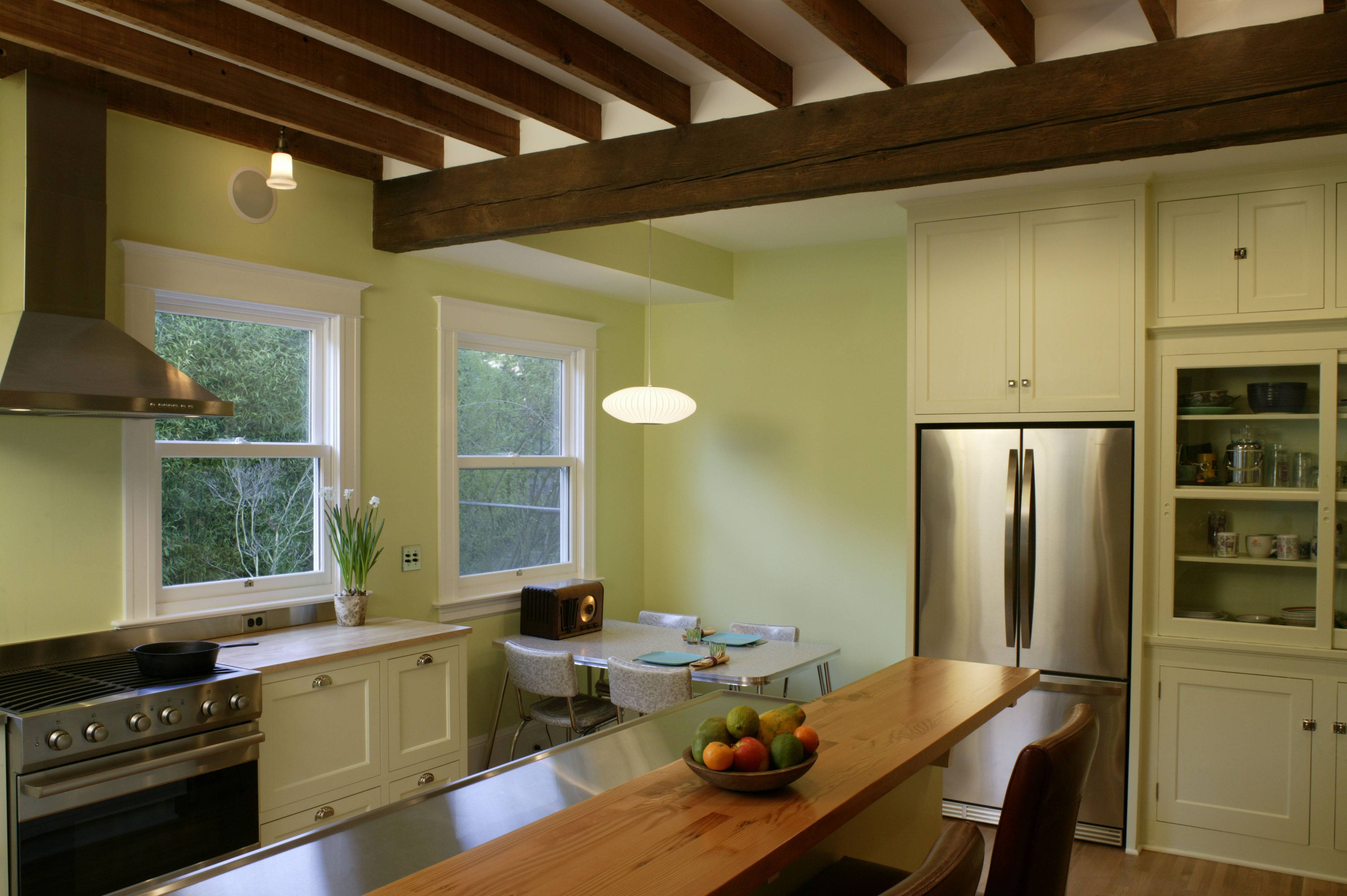 Потолок на кухне: лучшие идеи по выбору стиля, варианты декора и правила оформления кухонного потолка (165 фото)