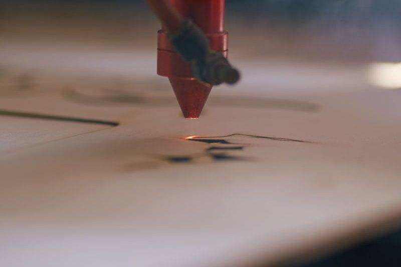 Лазерная резка фанеры – как осуществить процесс своими руками, правила настройки станка, примеры изделий