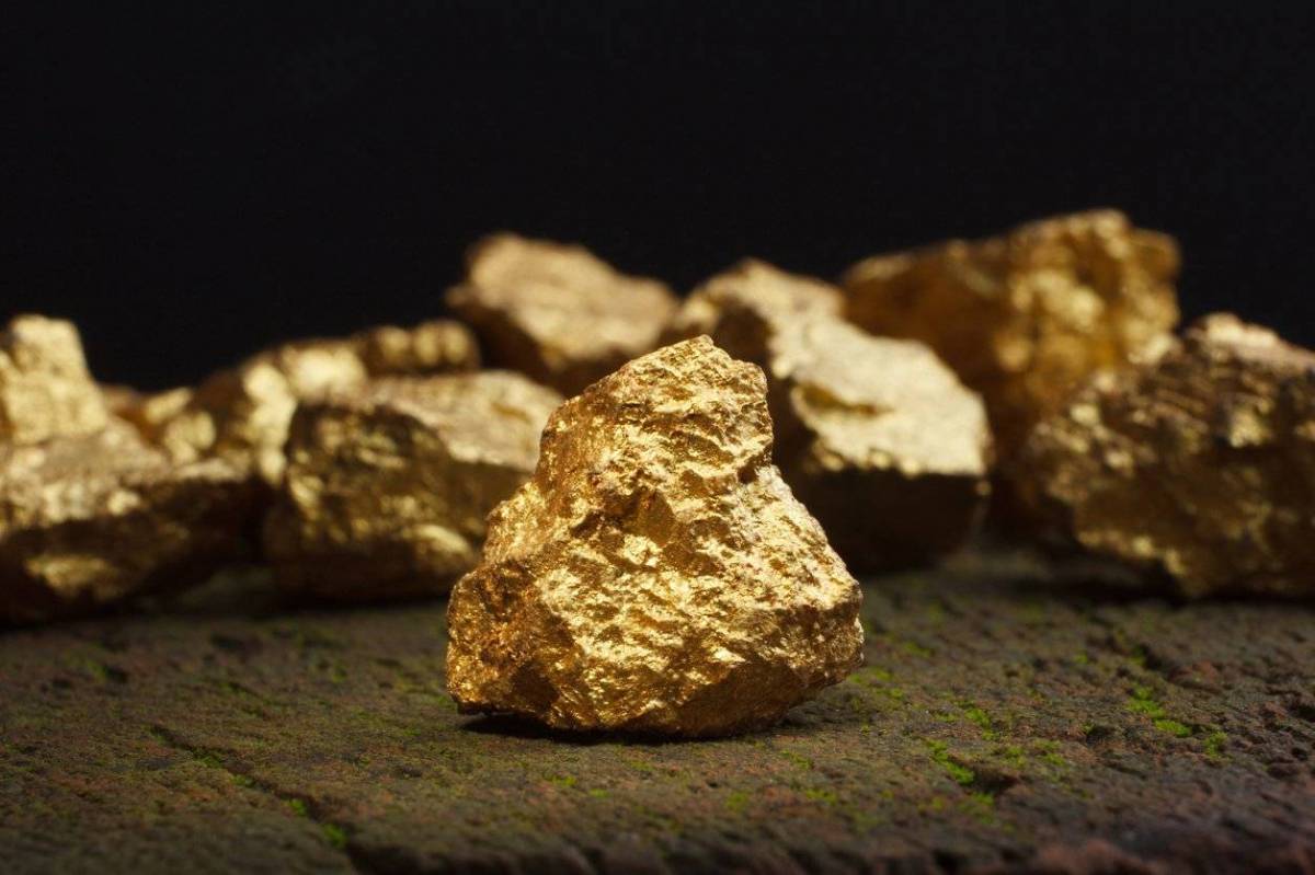 Золото ископаемое