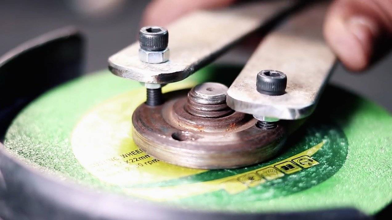 Диски для болгарки: круги и ключ, какие бывают, шлифовальные на маленькую, как снять зачистной по металлу