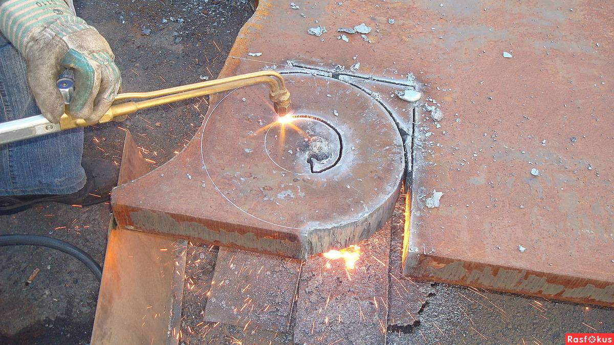 Как осуществлять резку металла газовым резаком: оборудование