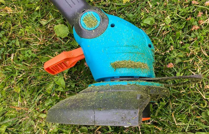 Как очистить триммер от травы - инженер пто