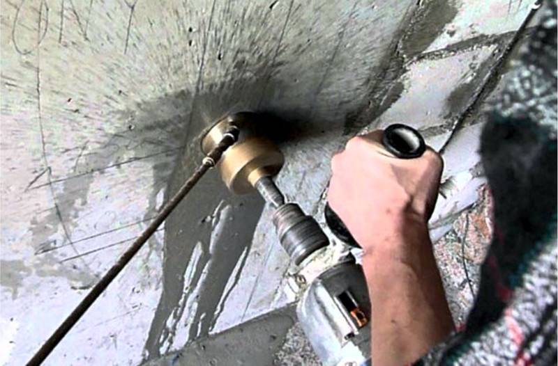 Как правильно пробить отверстие в бетоне? как пробить дырку в бетоне без перфоратора