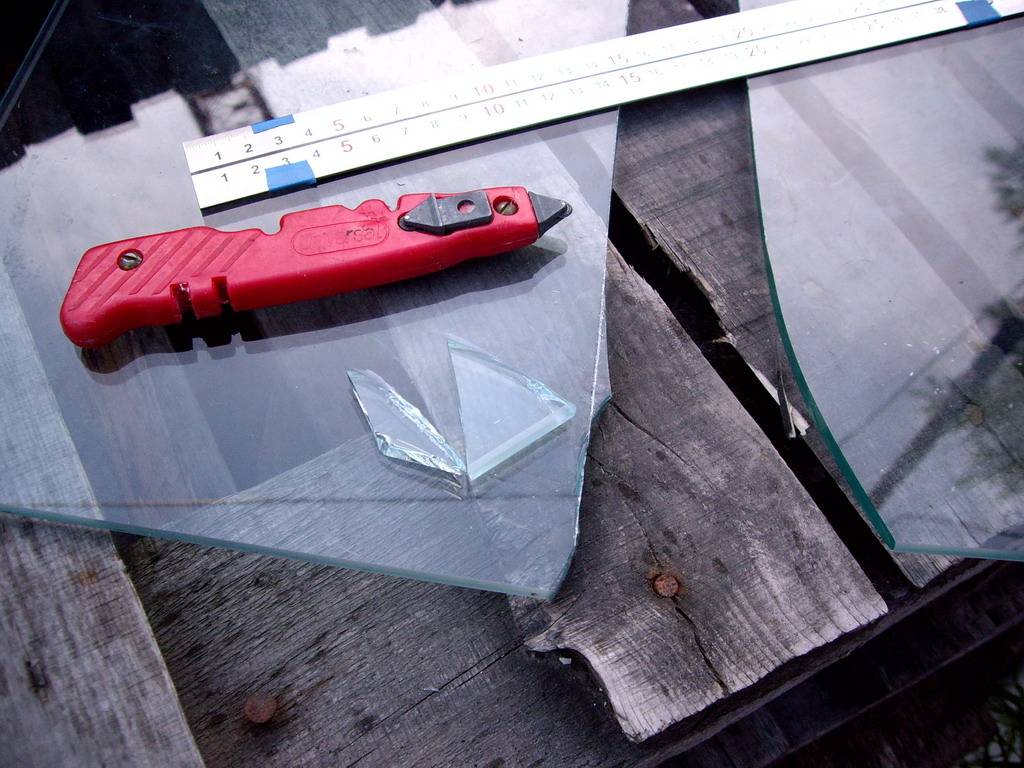 Можно ли резать каленое стекло стеклорезом? - строительный журнал
