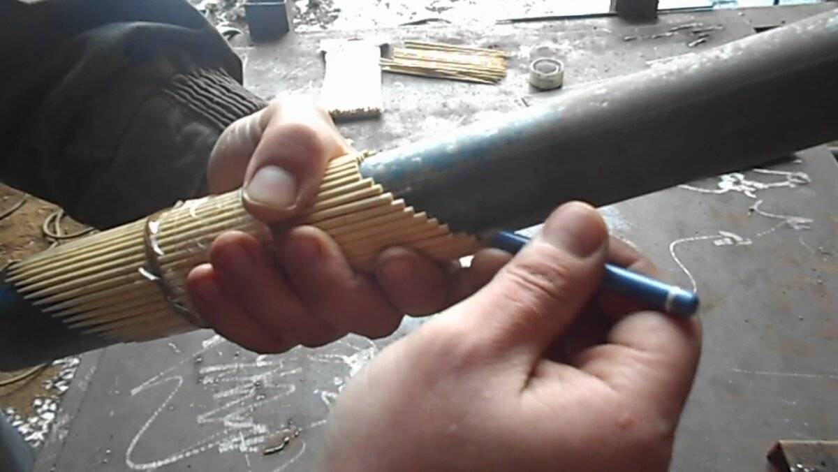 Как разрезать профильную трубу вдоль или поперек: методы разметки и резки