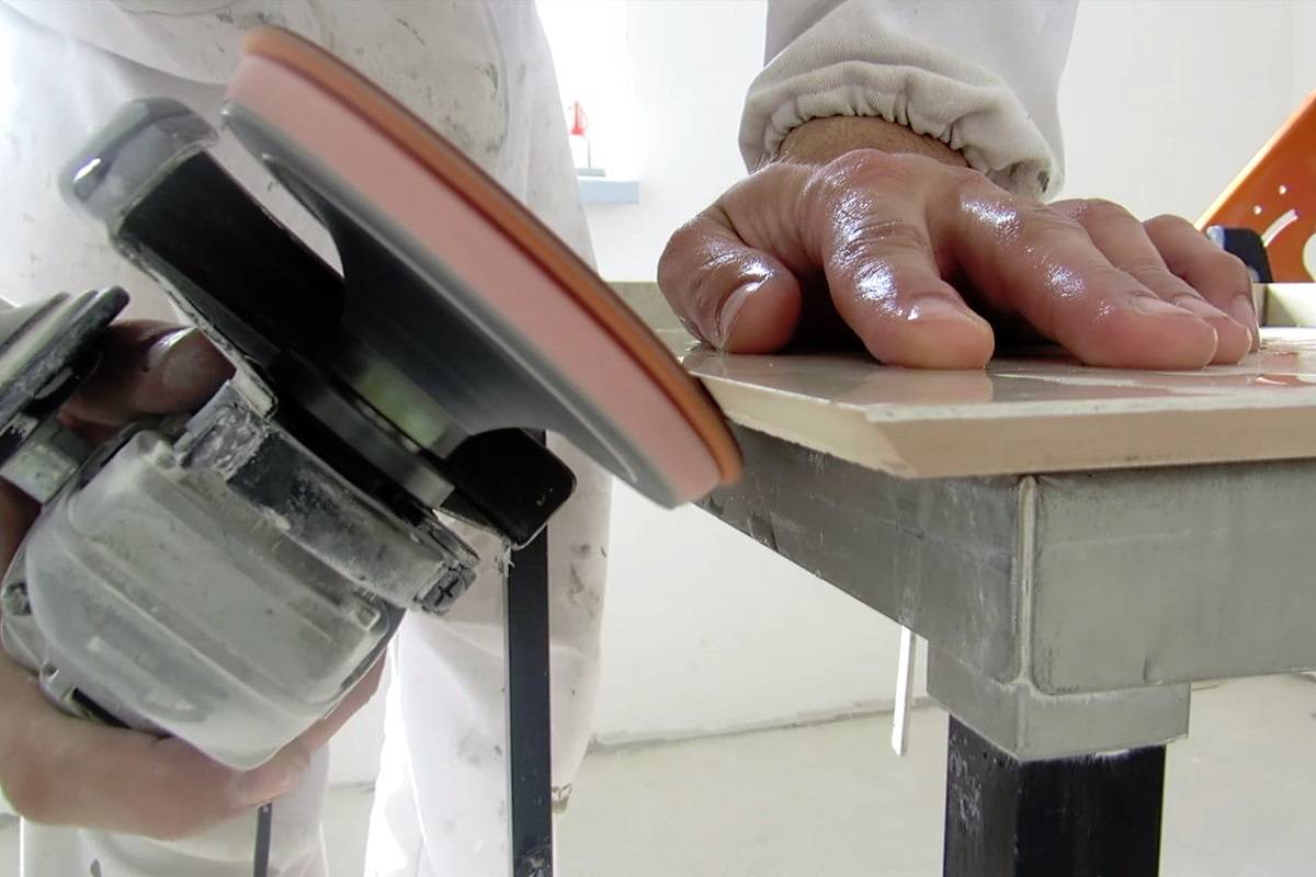 Как выполнить качественную резку плитки под углом 45 градусов? — офремонт