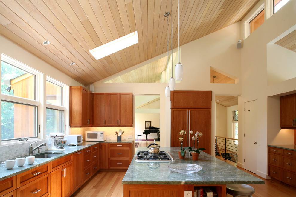 30 вариантов дизайна потолка на кухне