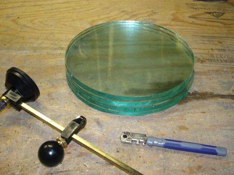 Как вырезать круглое стекло в домашних
