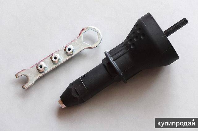 5 насадок на шуруповерт, превращающих его в помпу, саморезный «пулемет» и другие крутые штуки!