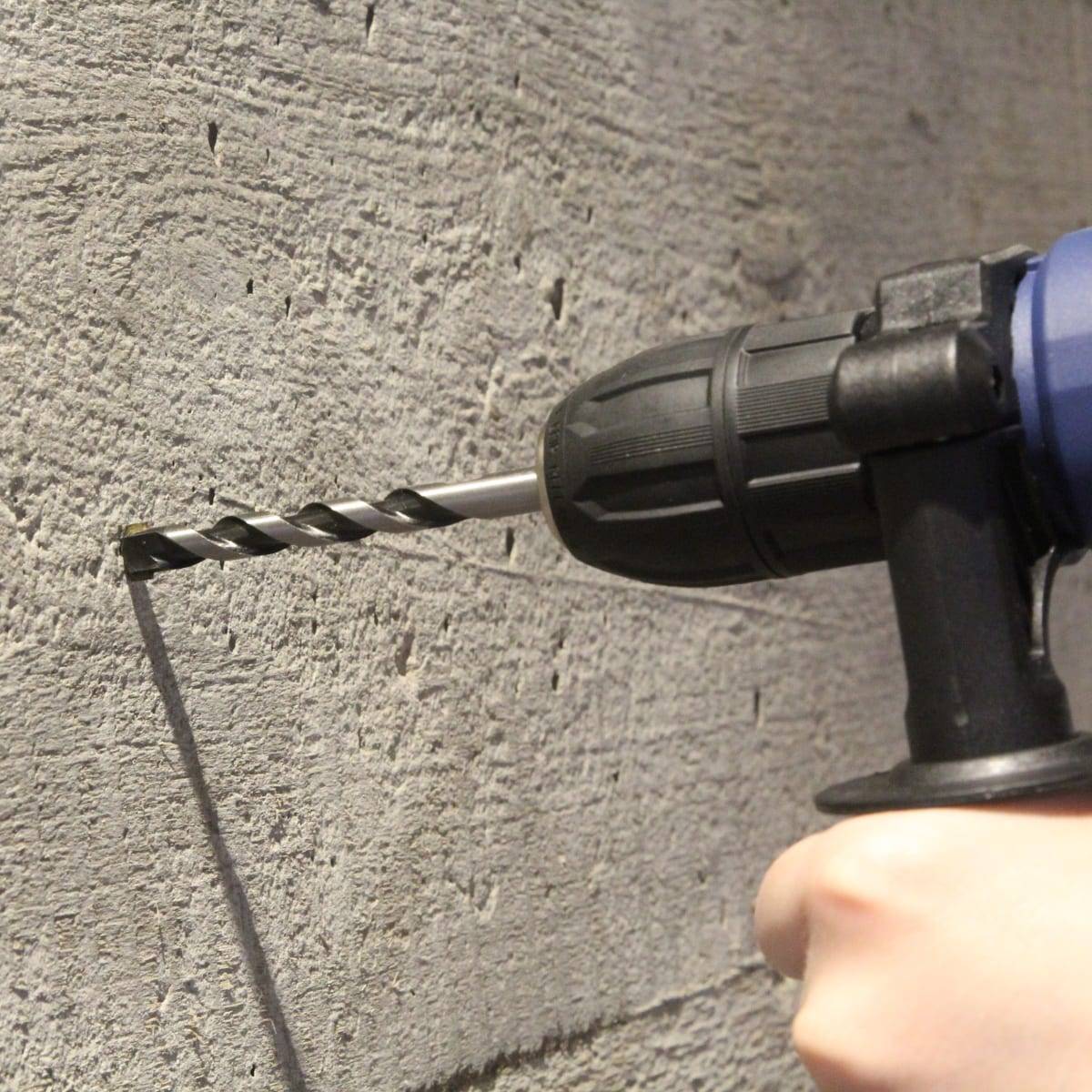 Чем просверлить стальную арматуру в бетонной стене