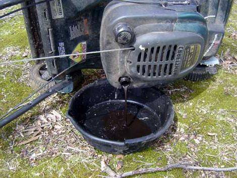 ♻ консервация газонокосилки на зиму: как подготовить, нужно ли сливать масло, как хранить, включение приборов перед началом сезона