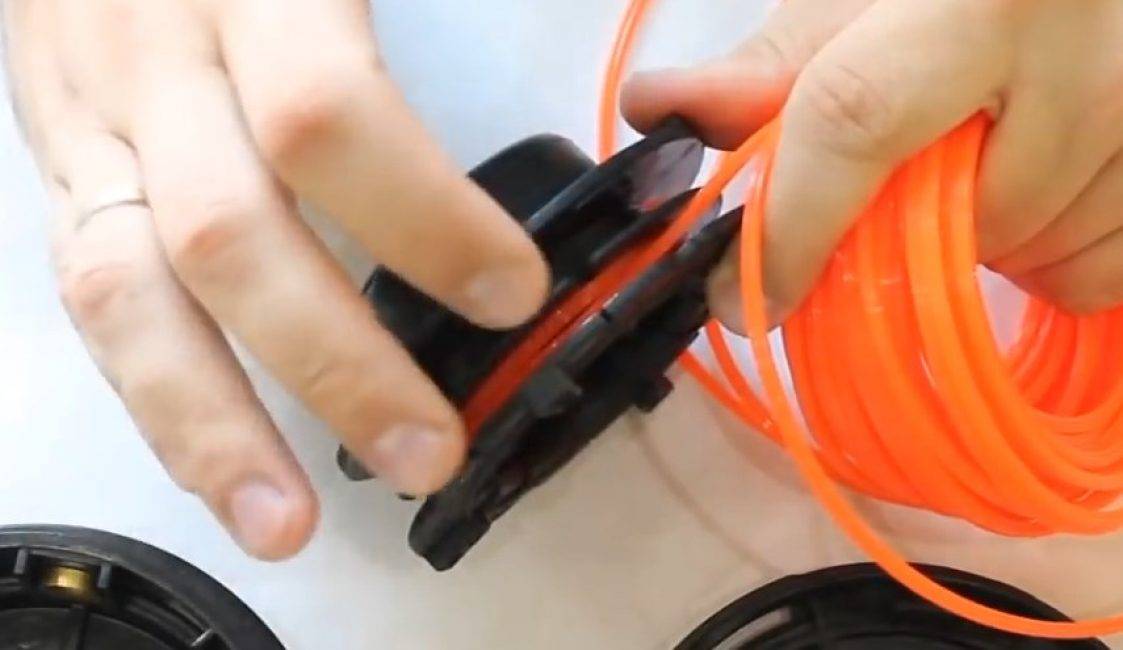 Как намотать леску на катушку электротриммера