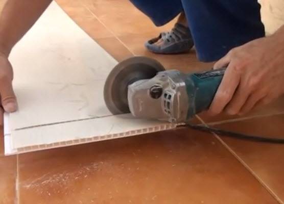 Чем резать панели пвх? чем лучше отрезать стеновые панели в домашних условиях, как правильно пилить