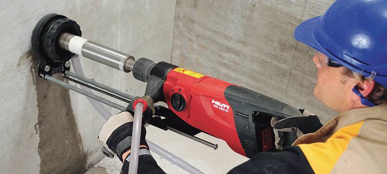 Как сэкономить на перфораторе и просверлить бетонную стену обычной дрелью?