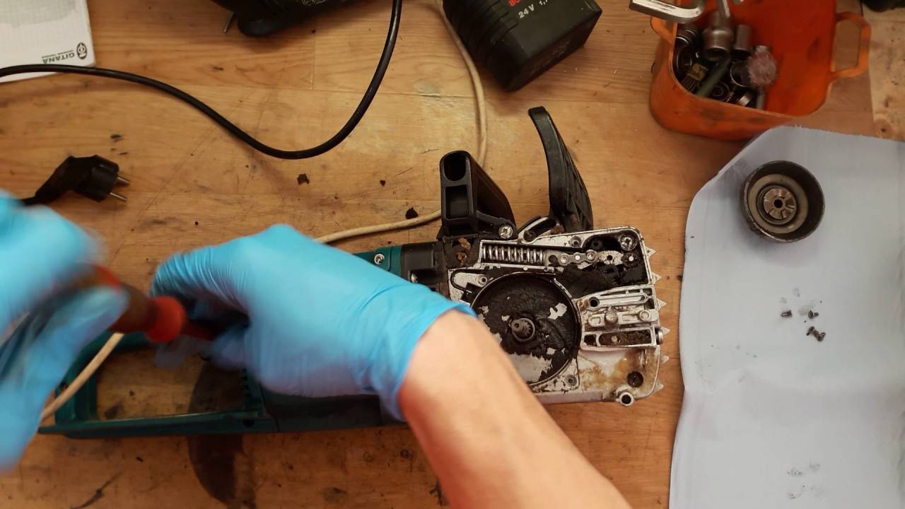 Как разобрать и отремонтировать цепную электропилу своими руками, причины основных неисправностей