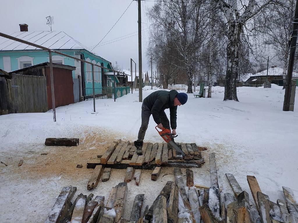 Заготовка дров, как самостоятельно нарубить, насушить дрова на зиму